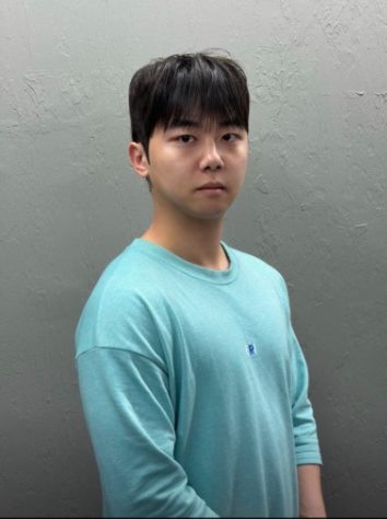 슬릭 댄디컷 시술 사진 — 옆머리가 뜨지 않게 정리된 남자 커트